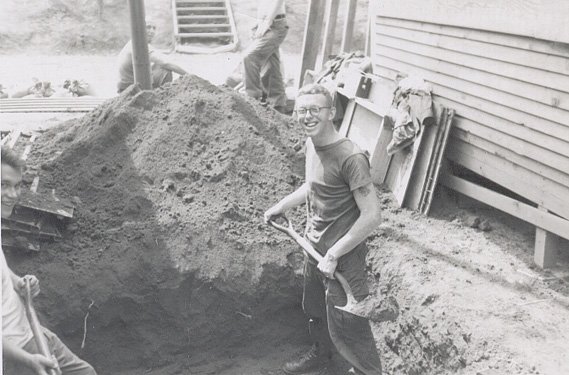 (11)  Barry Bomberg, Dave Porter, unknown, Jim O�Neil